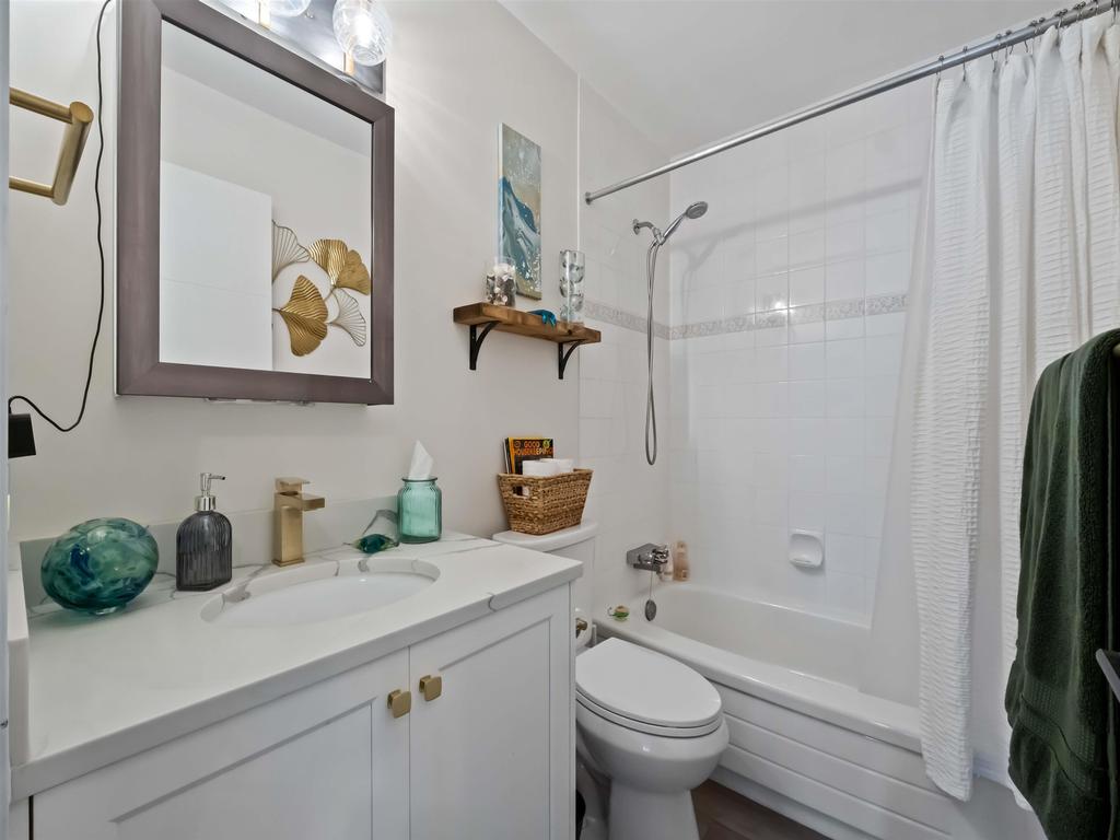 Listing Image for R3080352