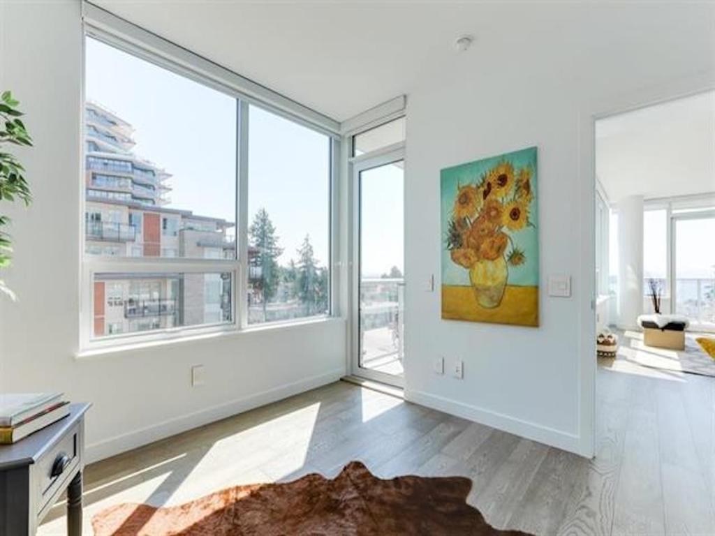 Listing Image for R3080355