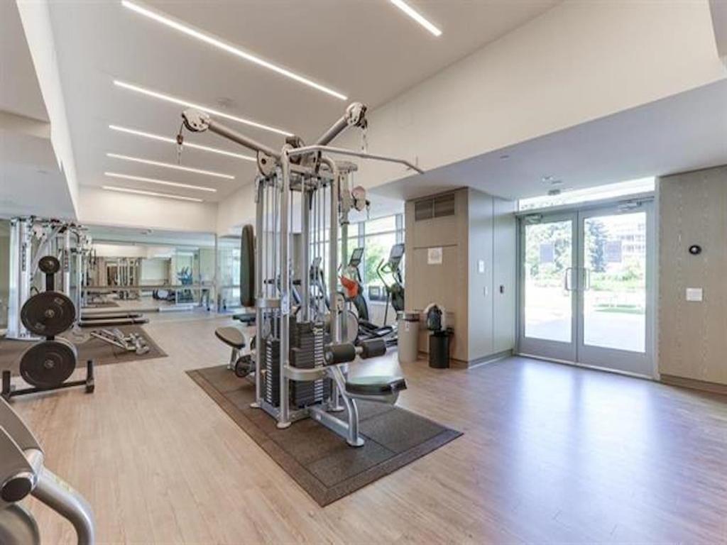 Listing Image for R3080355