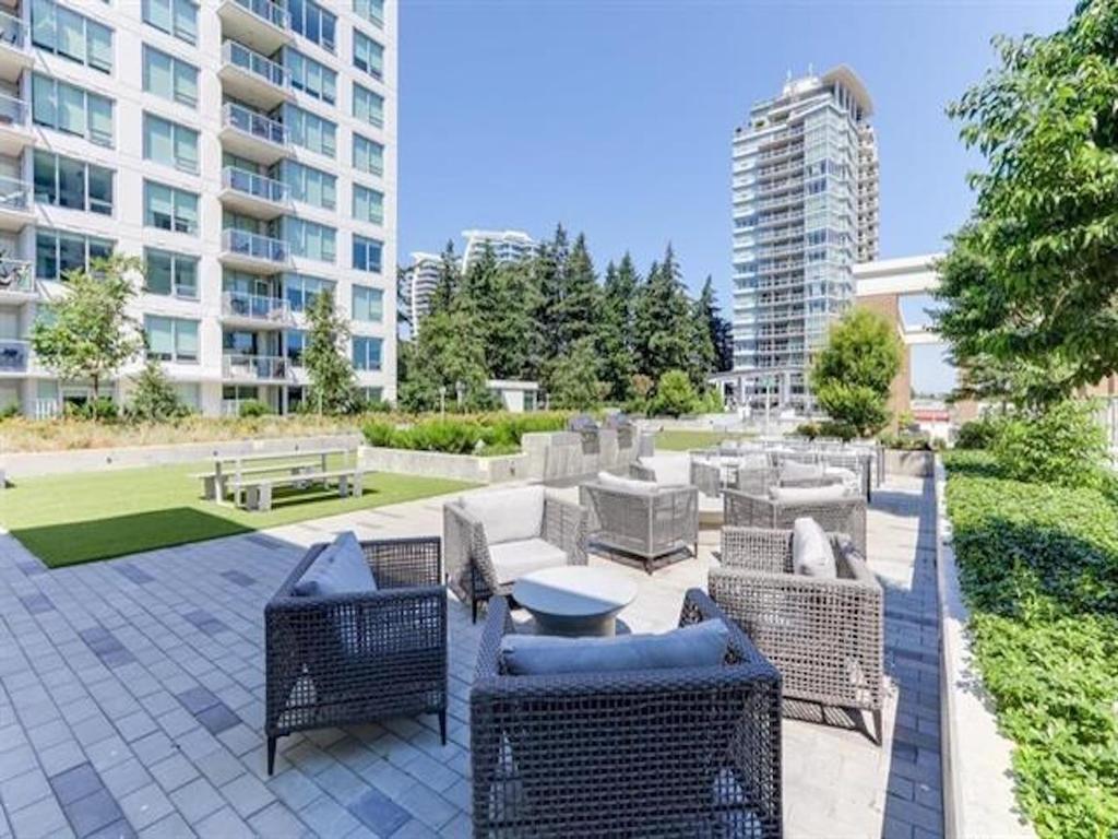 Listing Image for R3080355