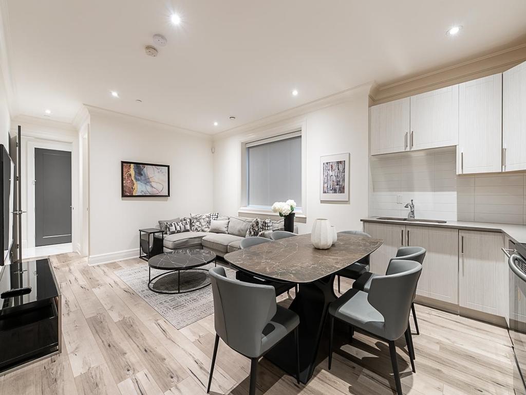 Listing Image for R3080356