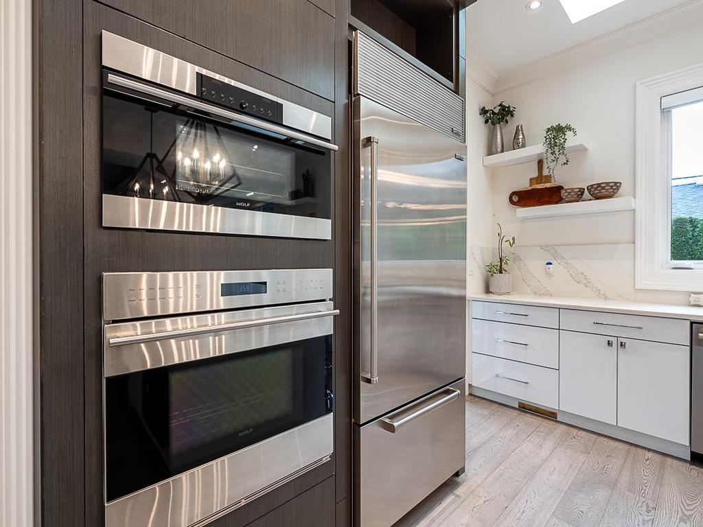 Listing Image for R3080356