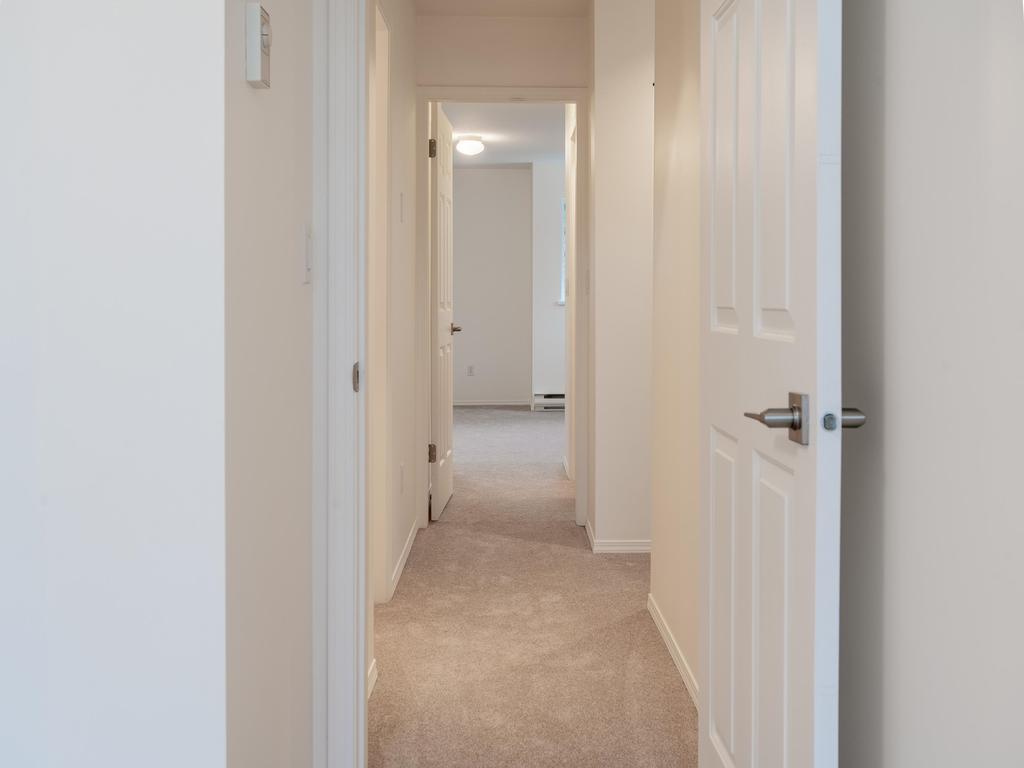 Listing Image for R3080362