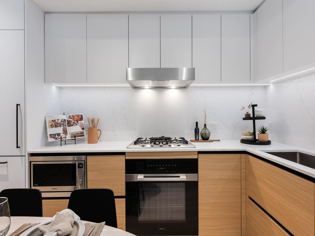 Listing Image for R3080370