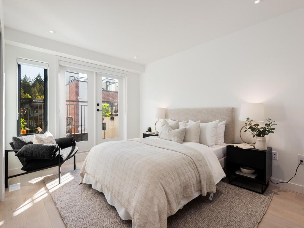 Listing Image for R3080370