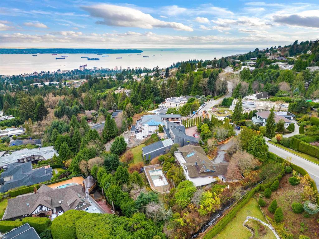 Listing Image for R3080375