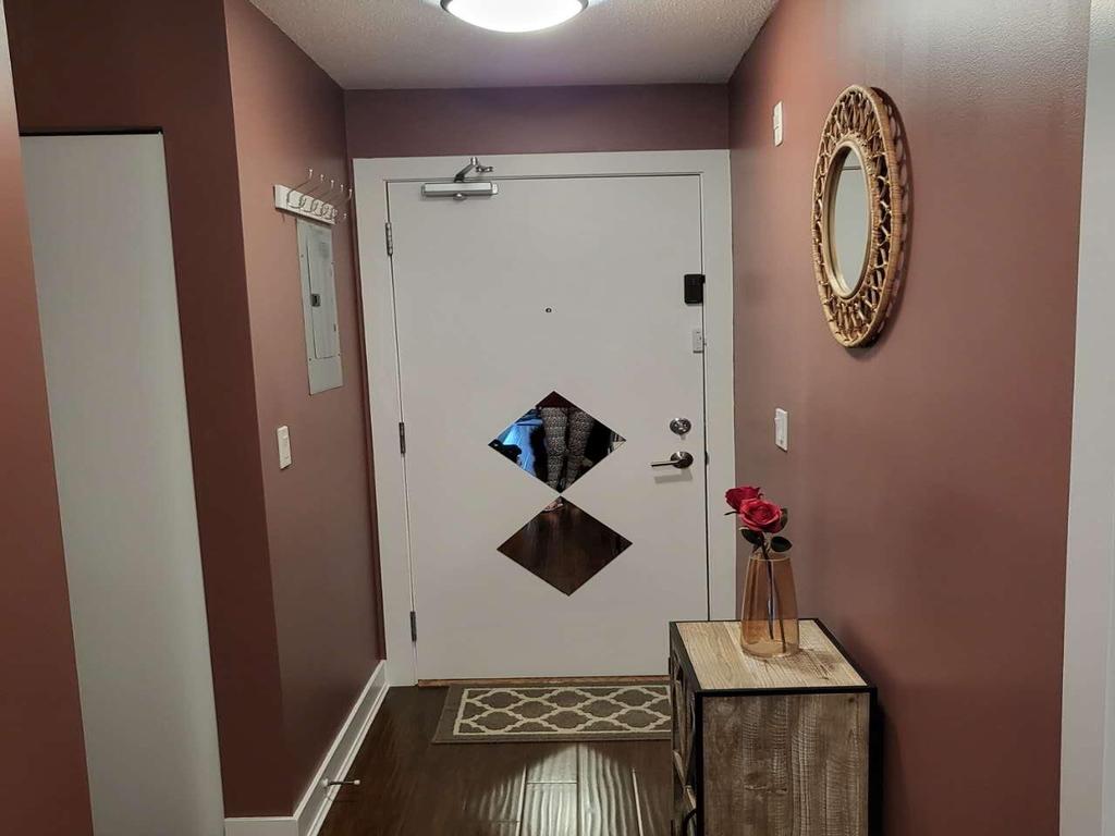 Listing Image for R3080387