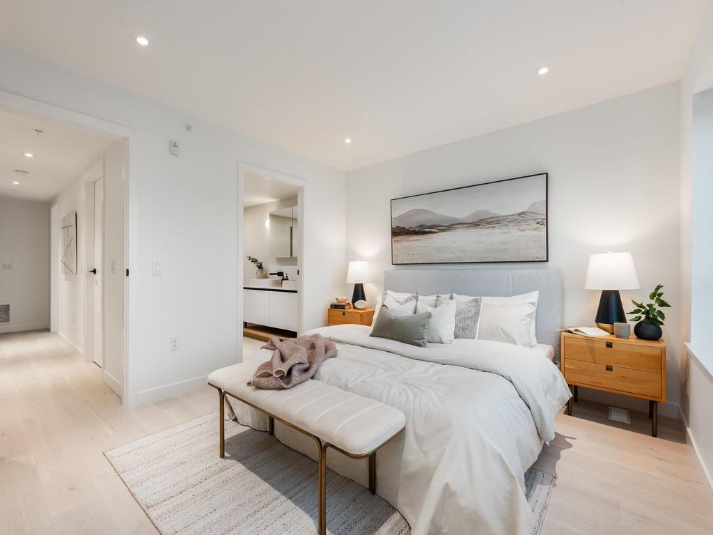 Listing Image for R3080388