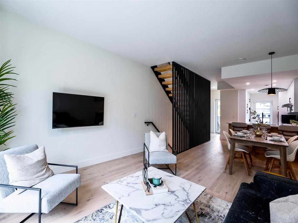 Listing Image for R3080391