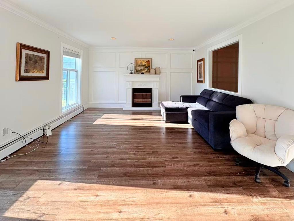 Listing Image for R3080396