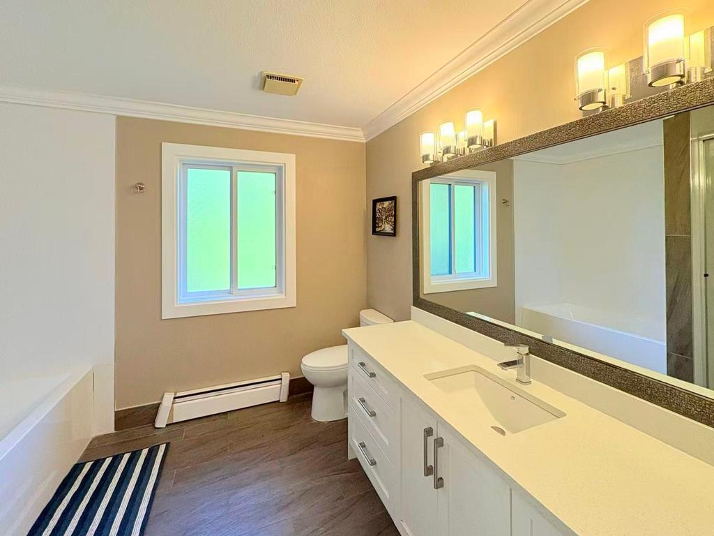 Listing Image for R3080396