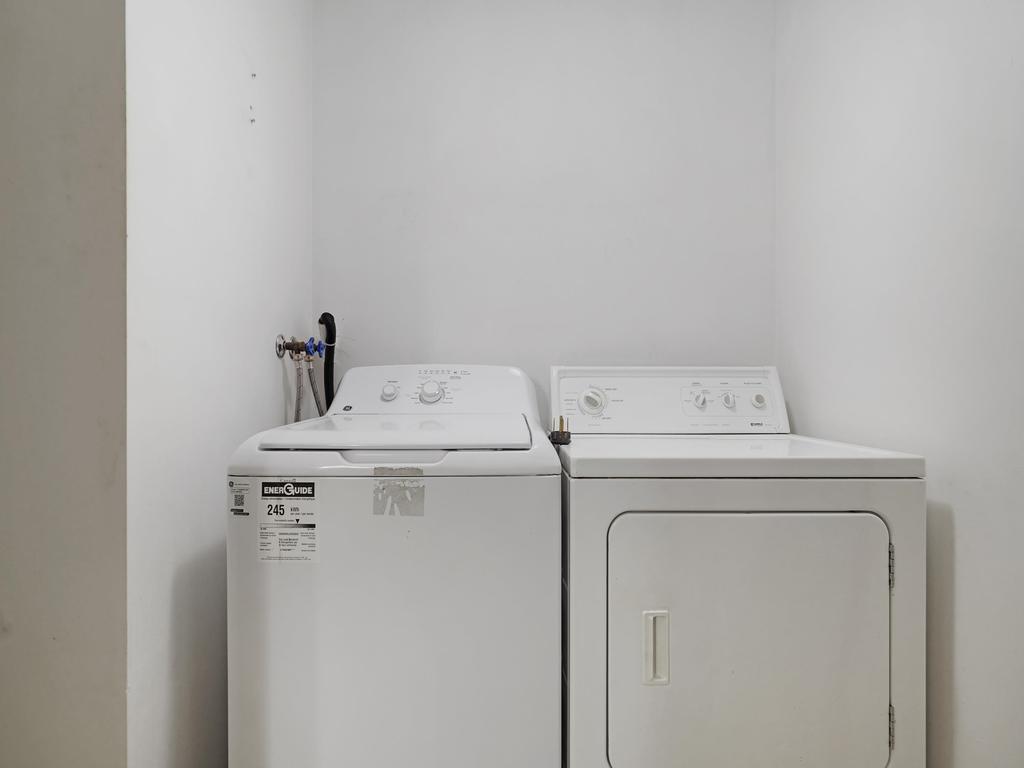 Listing Image for R3080397