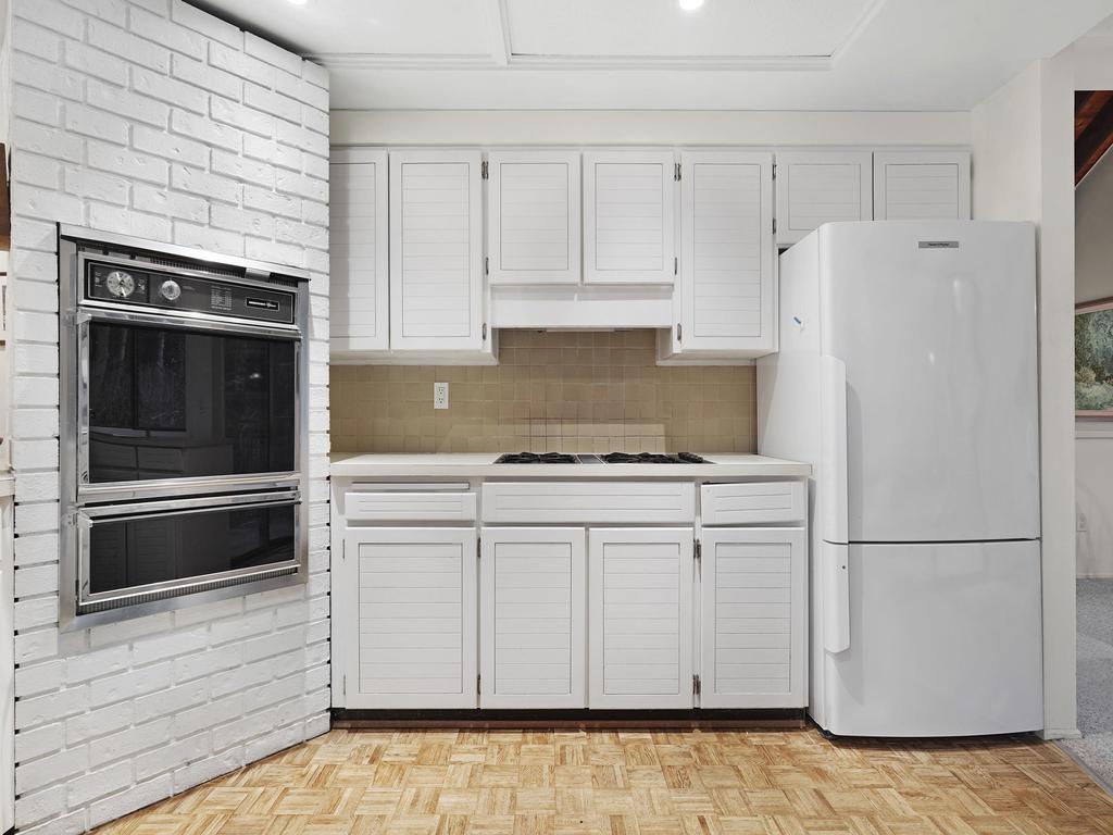 Listing Image for R3080397