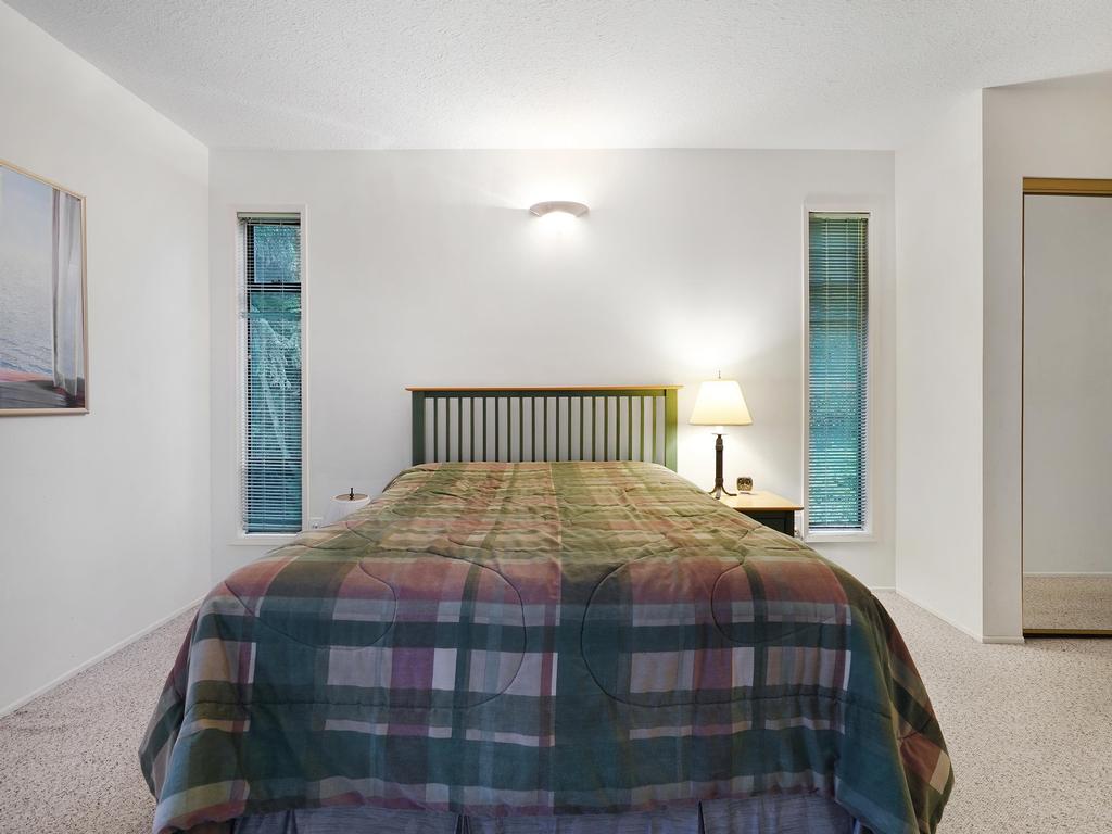 Listing Image for R3080397