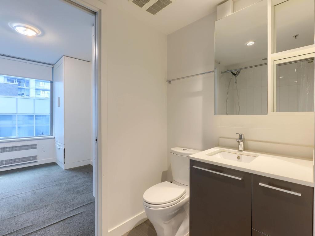 Listing Image for R3080400