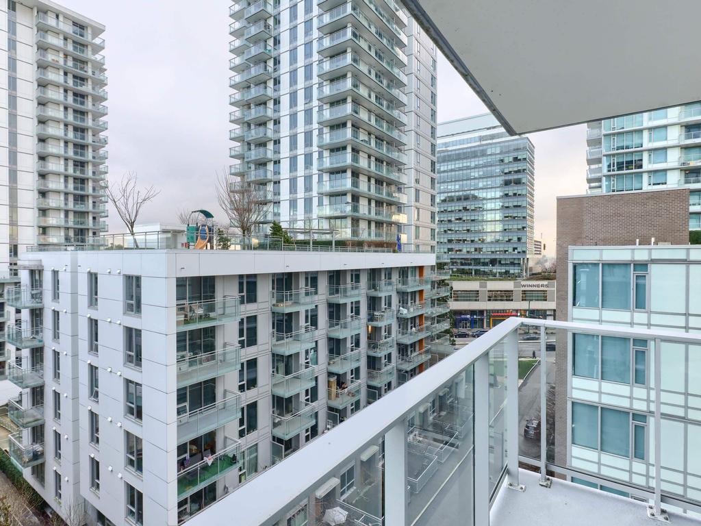 Listing Image for R3080400