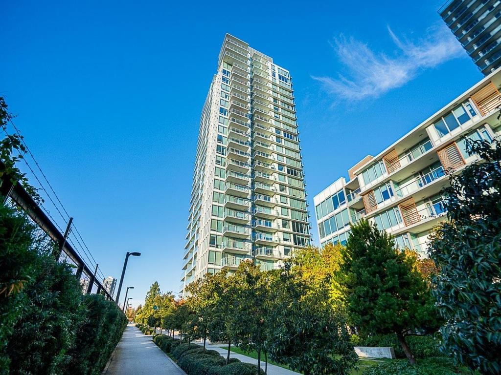 Listing Image for R3080400