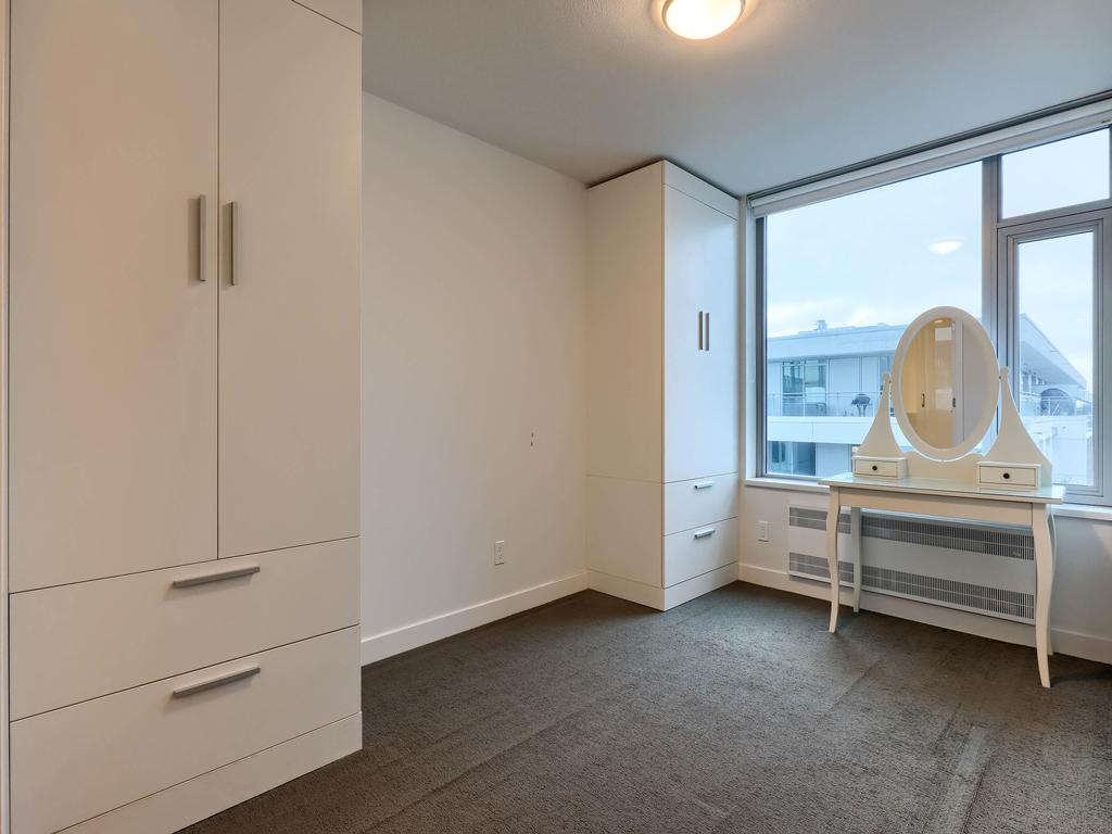 Listing Image for R3080400