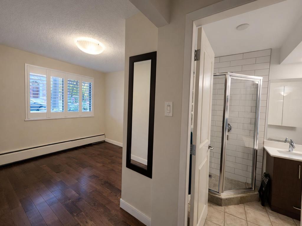 Listing Image for R3080406