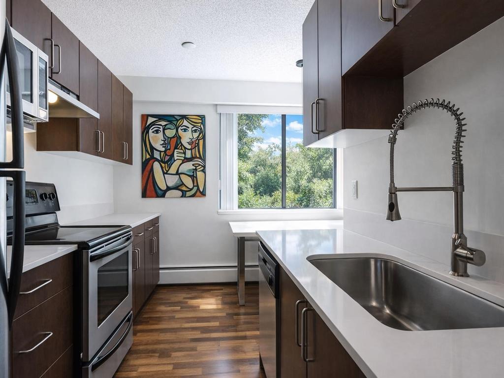 Listing Image for R3080406