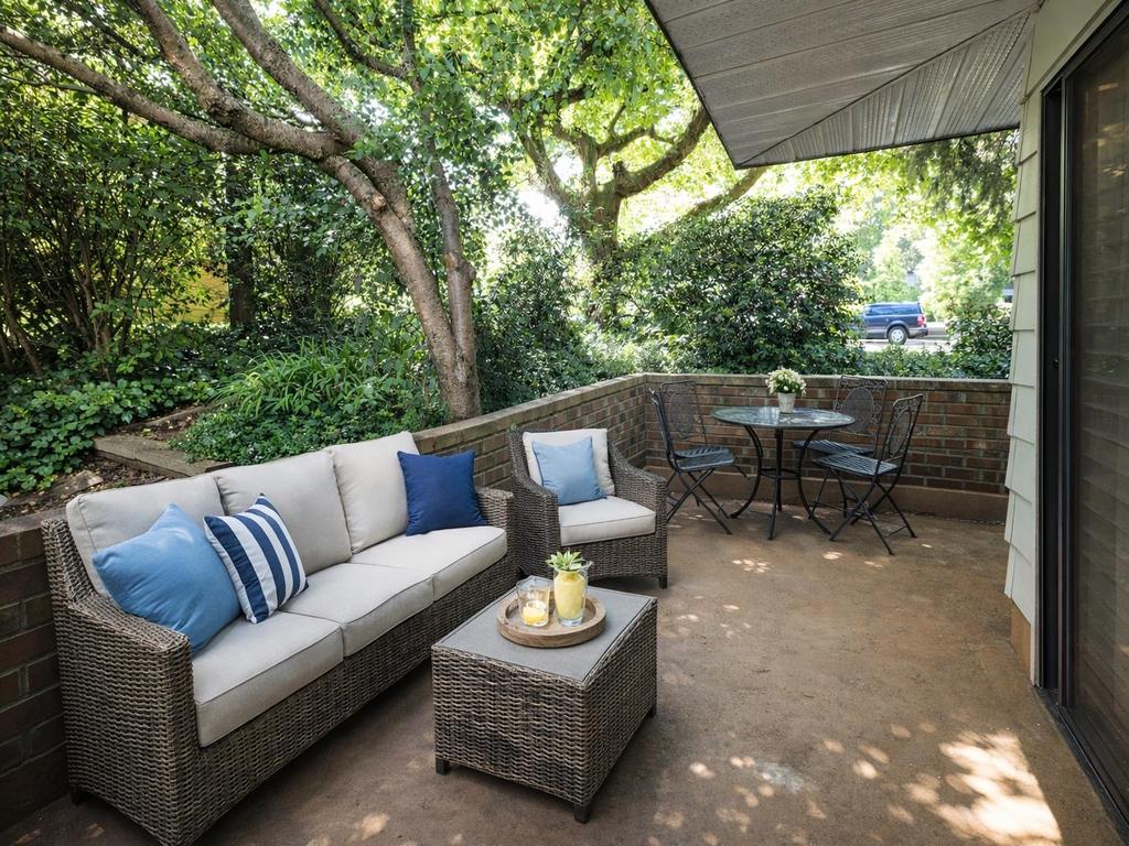 Listing Image for R3080406