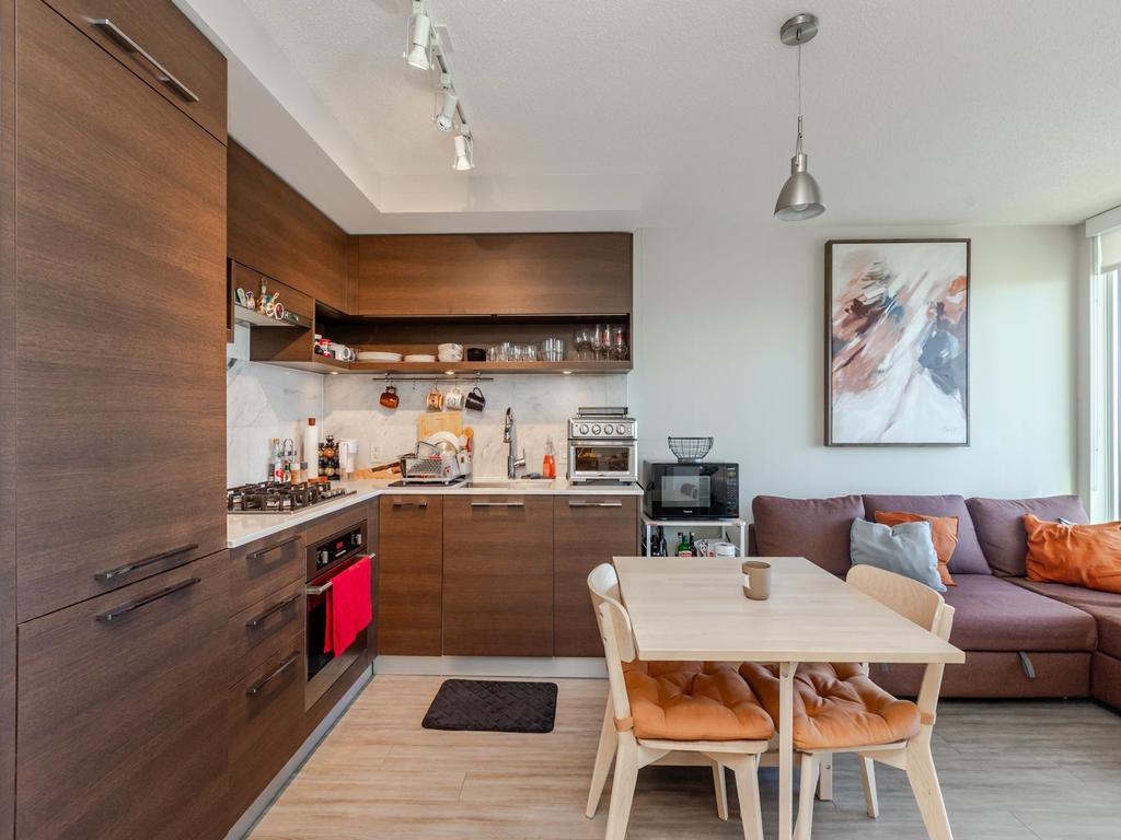 Listing Image for R3080419