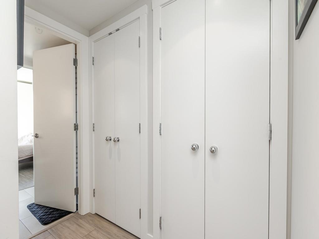 Listing Image for R3080419