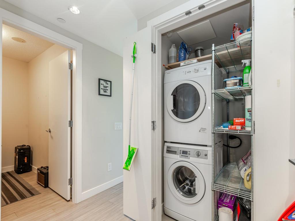 Listing Image for R3080419