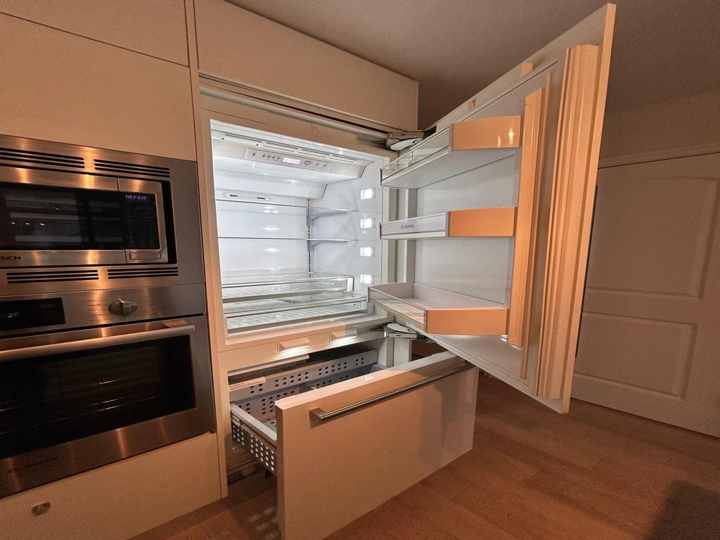 Listing Image for R3080430