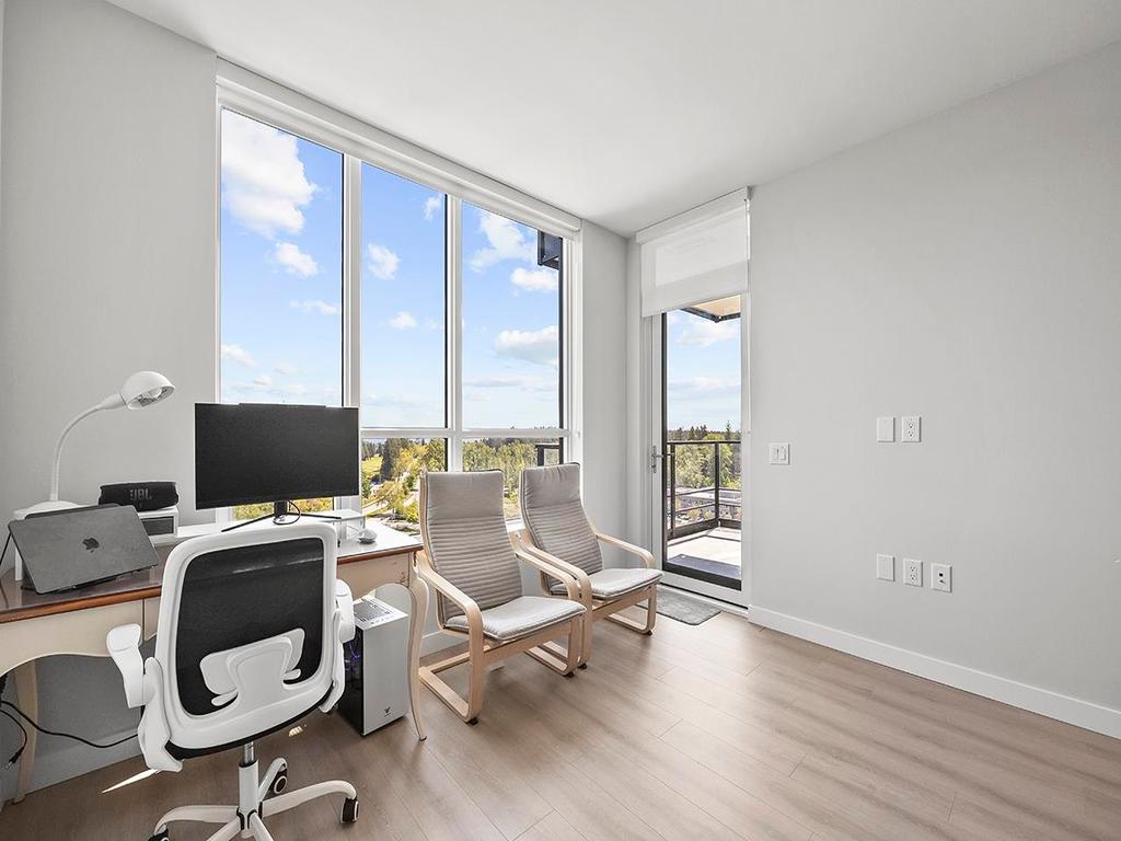 Listing Image for R3080432