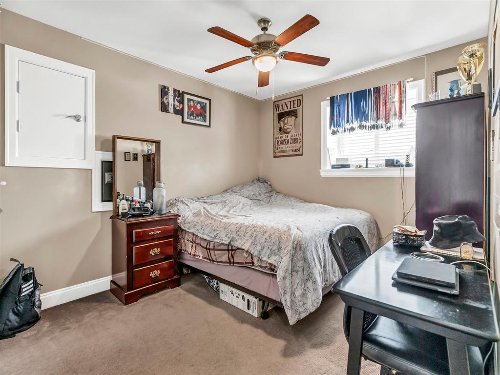 Listing Image for R3080481