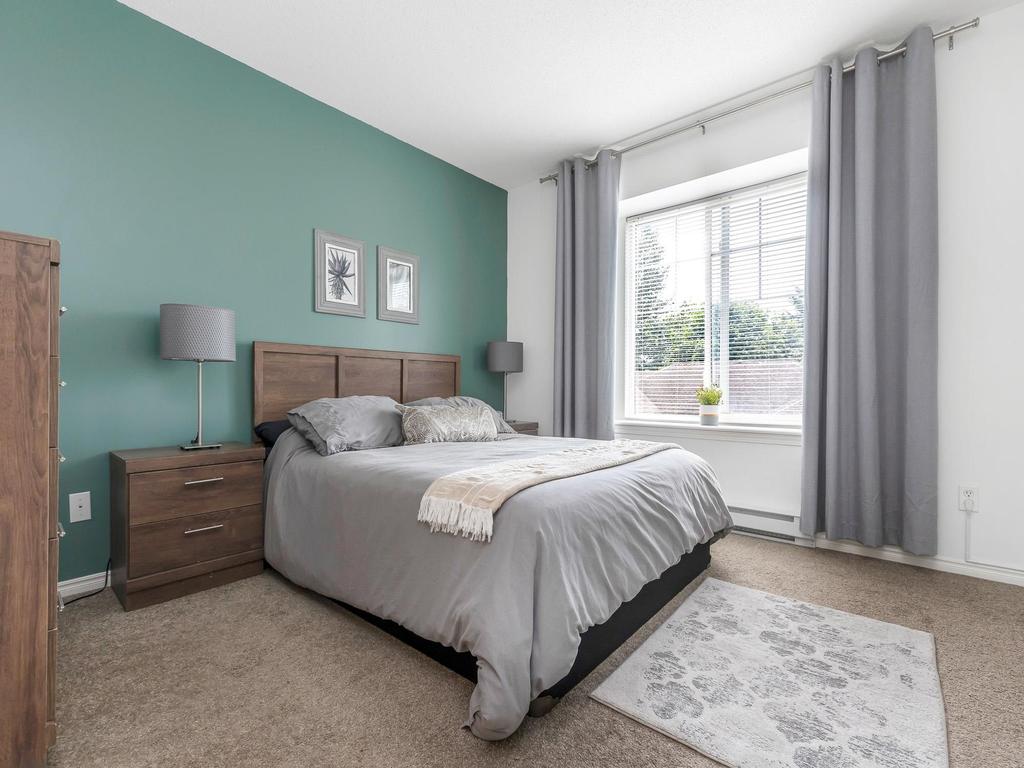 Listing Image for R3080483