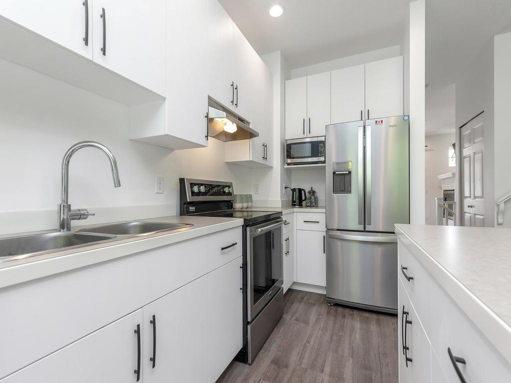 Listing Image for R3080483