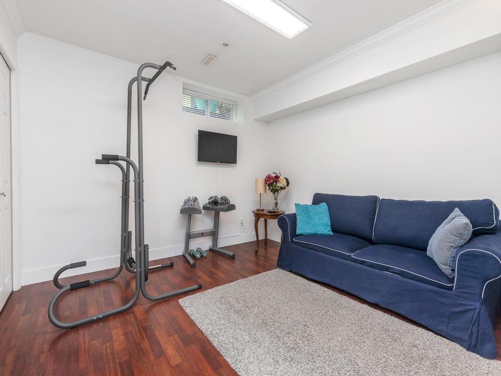 Listing Image for R3080483