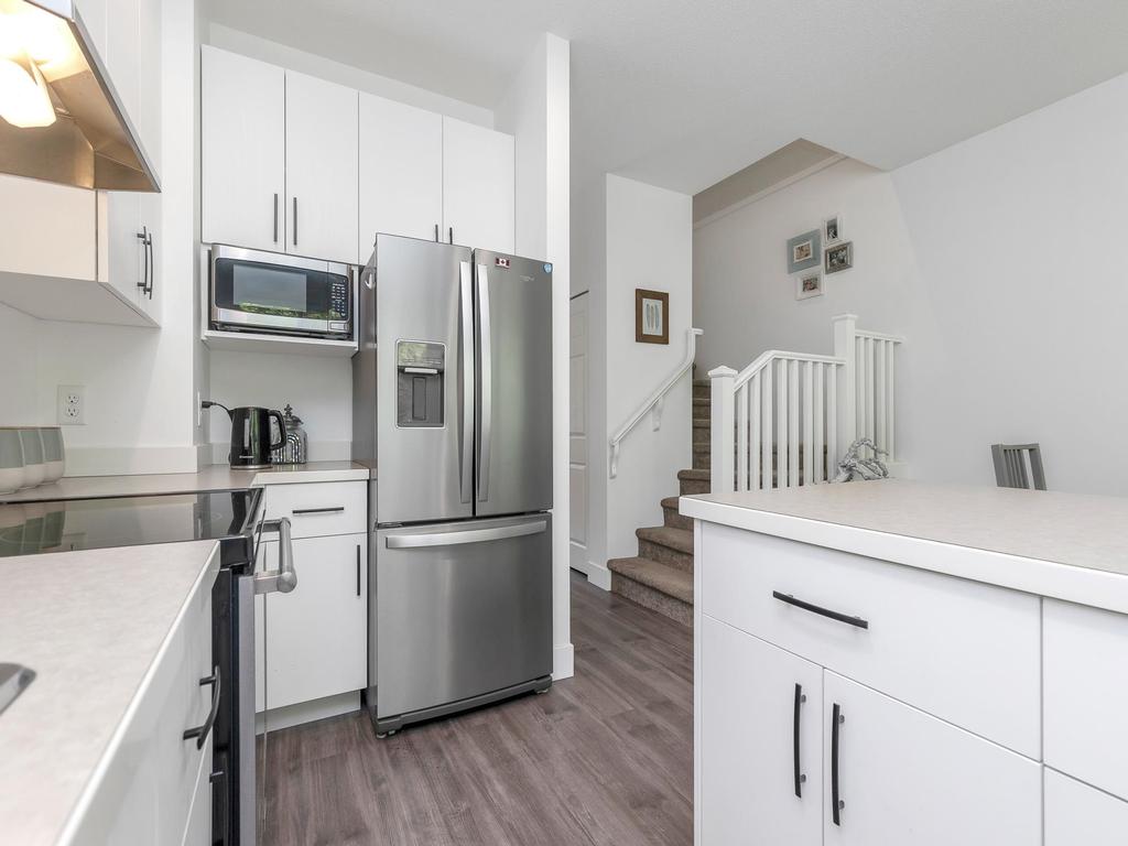 Listing Image for R3080483