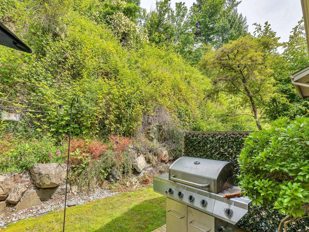 Listing Image for R3080483