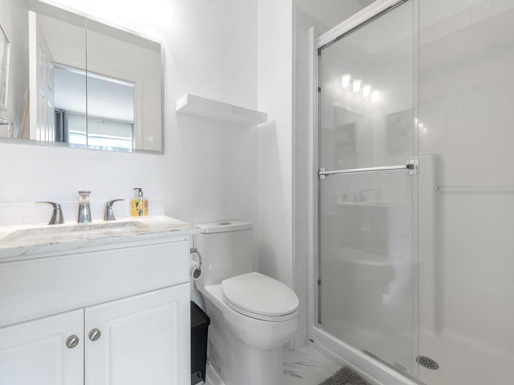 Listing Image for R3080483