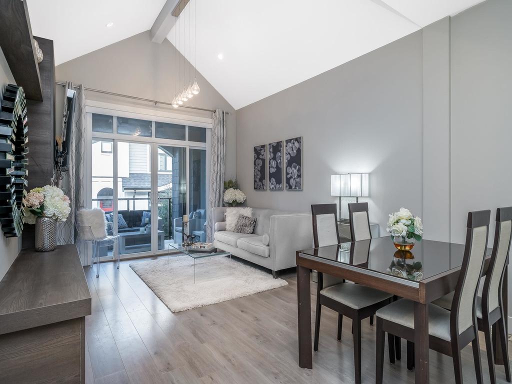 Listing Image for R3080492