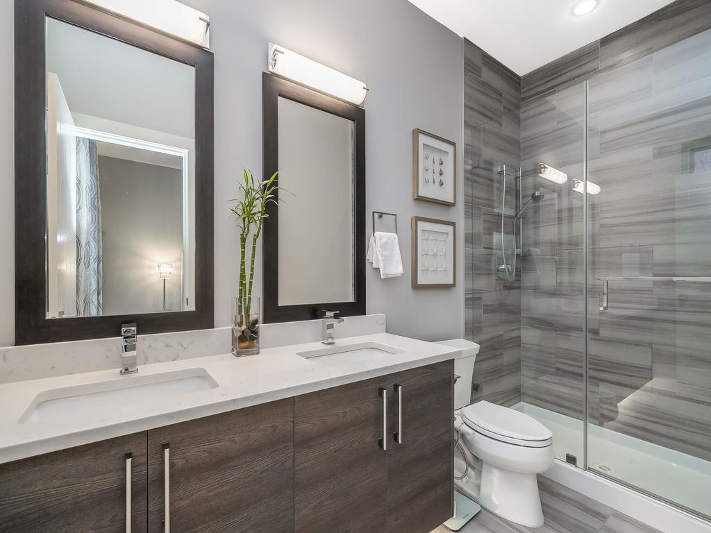 Listing Image for R3080492