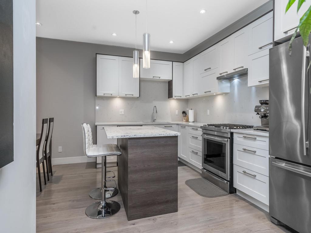 Listing Image for R3080492