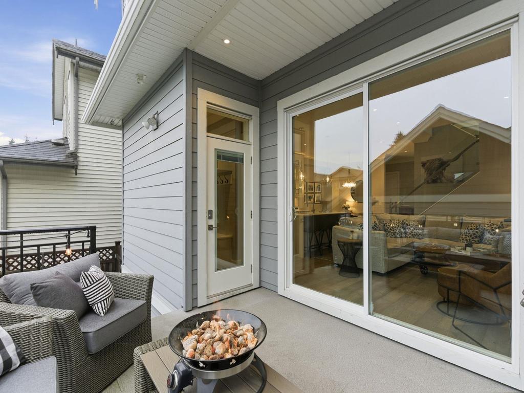 Listing Image for R3080493