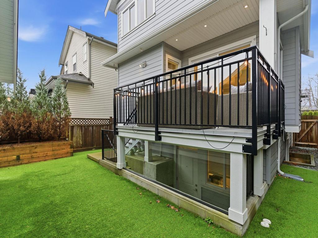 Listing Image for R3080493