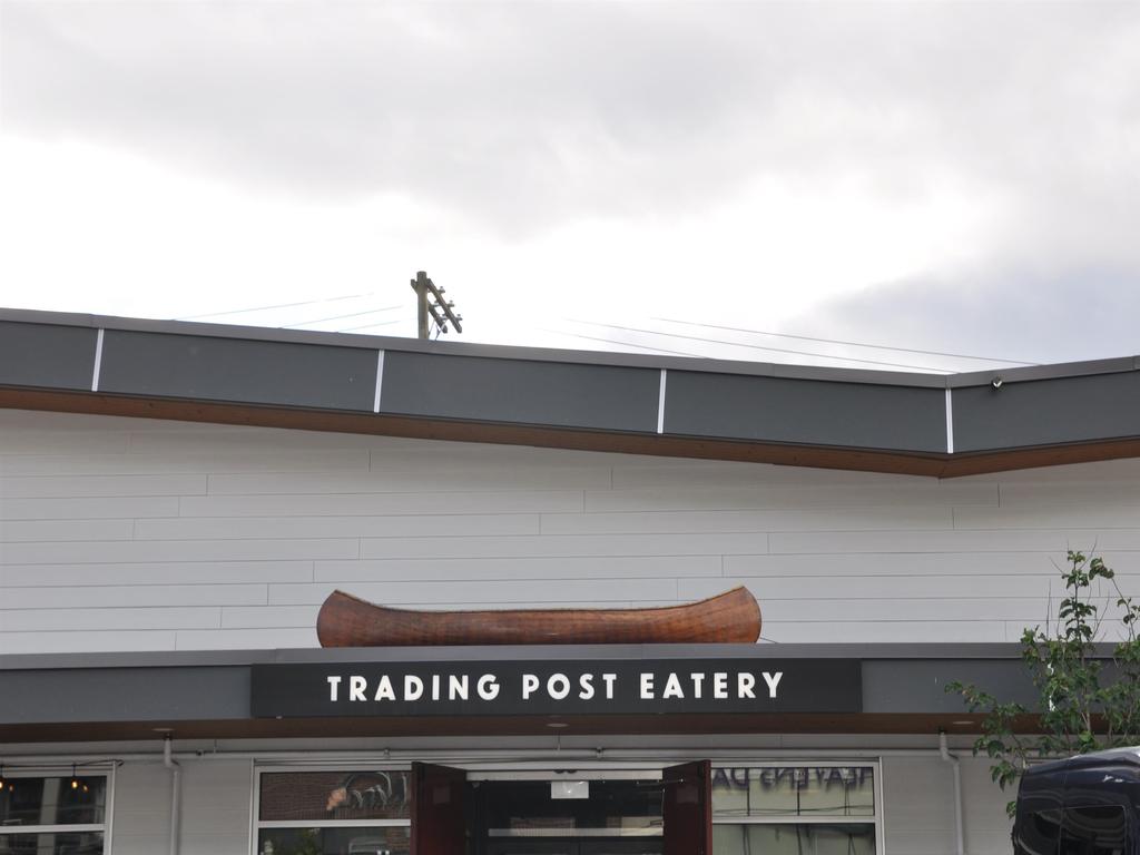 Listing Image for R3080496