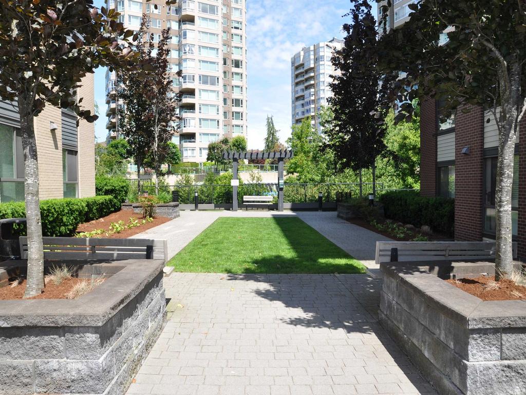 Listing Image for R3080496