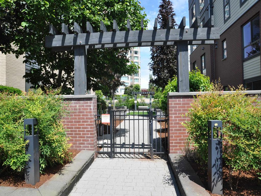 Listing Image for R3080496