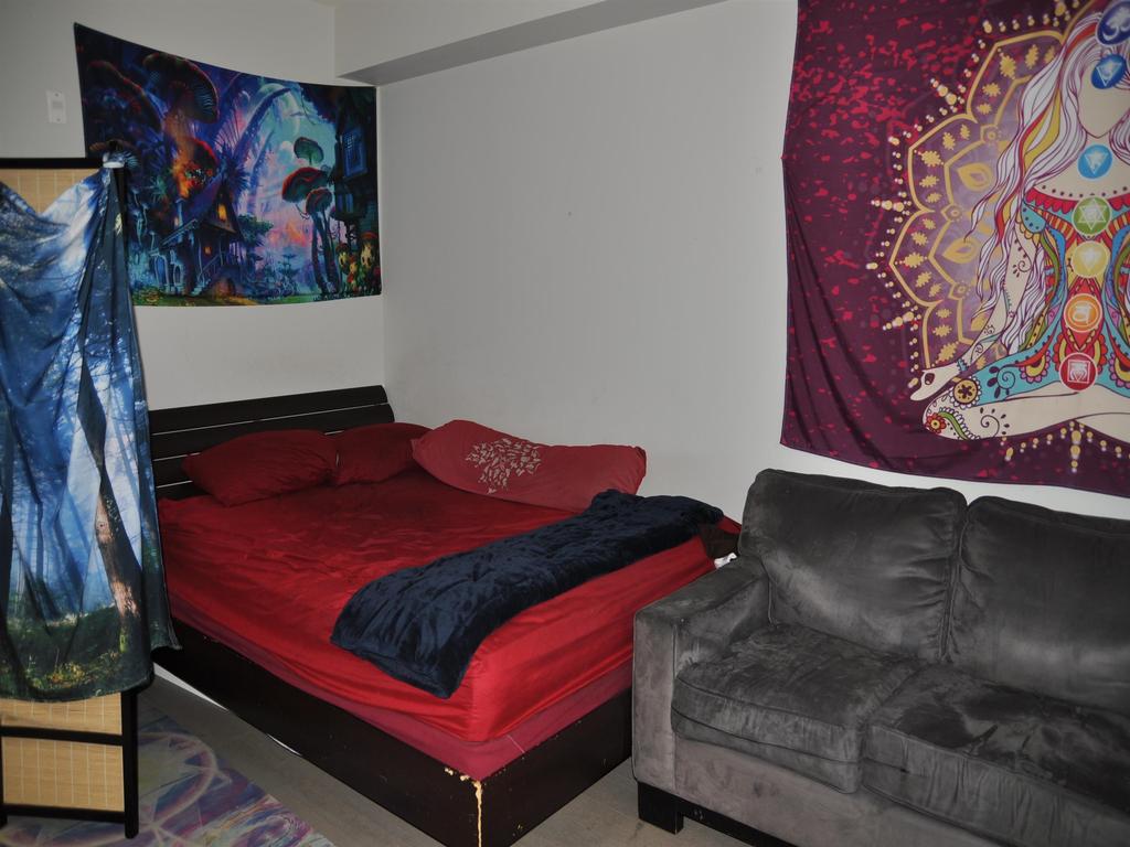 Listing Image for R3080496