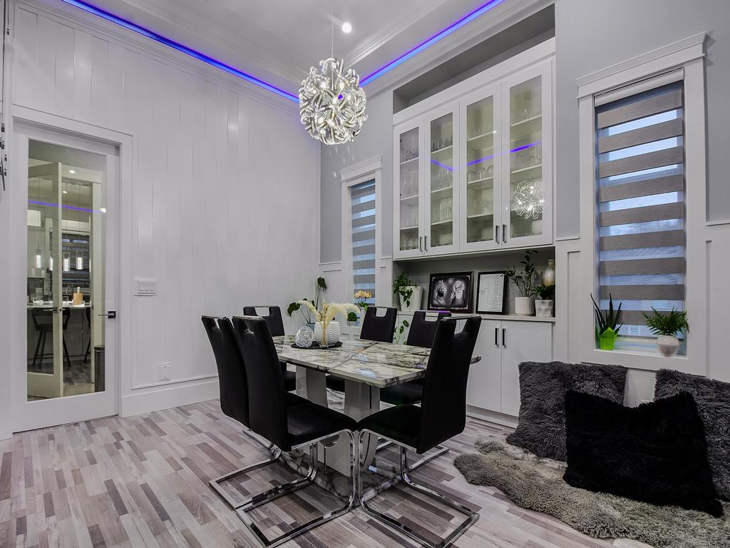 Listing Image for R3080498