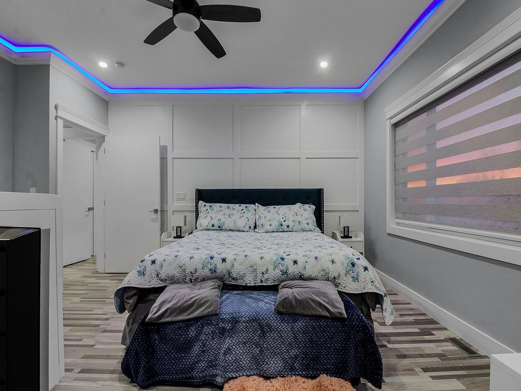 Listing Image for R3080498