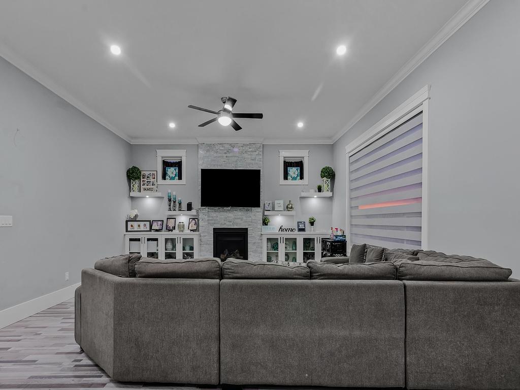 Listing Image for R3080498