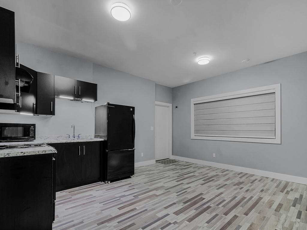 Listing Image for R3080498